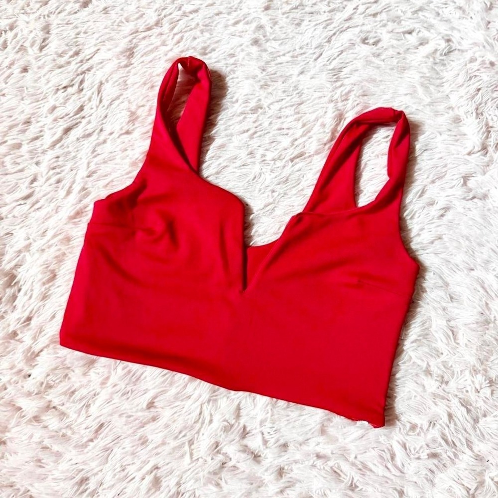 Red Hot Sexy Powerful Bold‎ Crop Top Womens S Gothic Clubwear Alternative Vampy